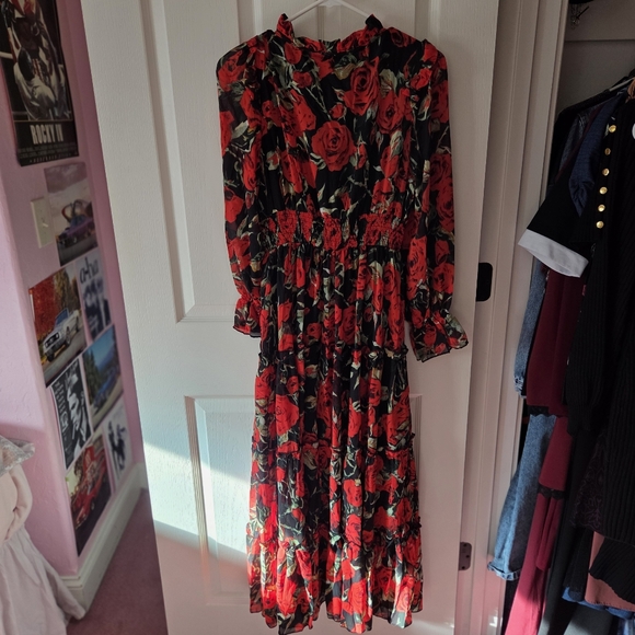 SHEIN Red and Black Floral Long Sleeve Dress - Picture 4 of 7